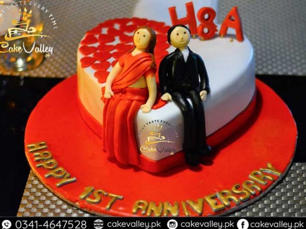 Best Anniversary Cake or Love theme cake