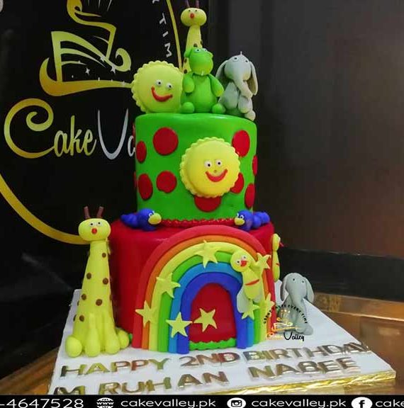 animal theme cake for babies birthday