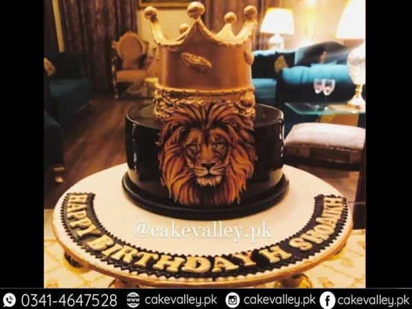 tiger or lion cake